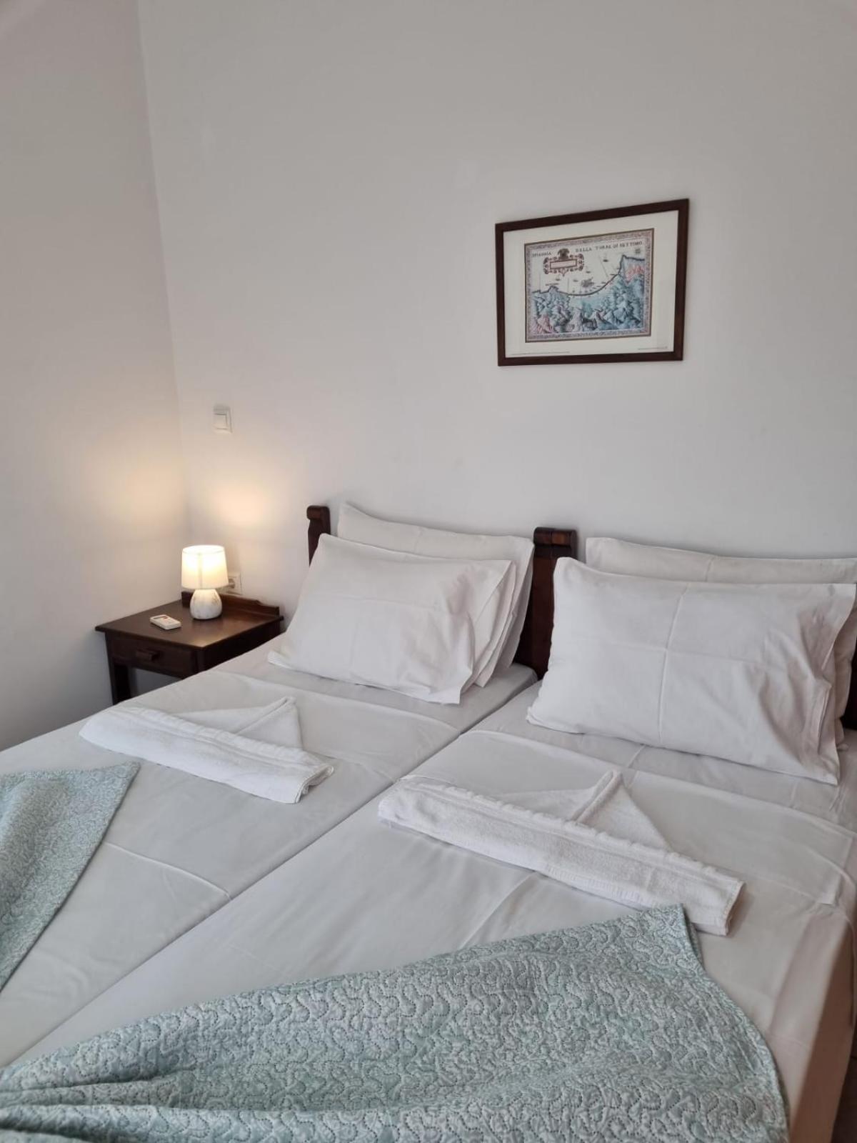 Irida Apartments -Ex Blazis House อัลมีรีดา ภายนอก รูปภาพ